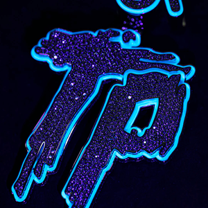 Collier pendentif personnalisé de luxe en alliage plaqué or avec diamants CZ glacés - Product Image 2