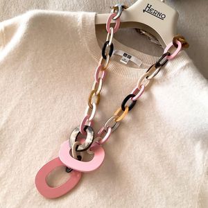 สร้อยคอฮอร์นเรซินคุณภาพพรีเมี่ยมสำหรับงานแต่งงานสไตล์โรแมนติกของคนรักมีหลายสี - Product Image 6