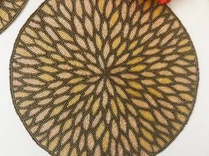 Mantel individual hecho a mano con cuentas, manteles, manteles individuales con cargador - Product Image 2