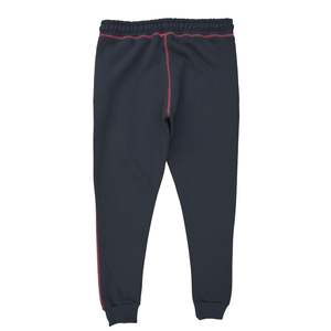 Survêtement avec point contrasté et logo en relief personnalisé polaire noire avec coutures rouges capuche doublée en satin sweat à capuche et jogging - Product Image 3
