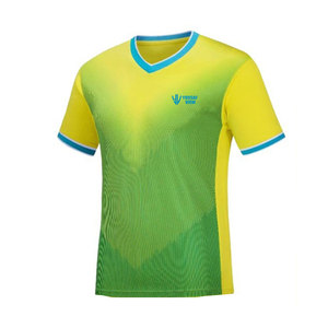 Ensemble d'uniformes de football par sublimation, maillot et short d'équipe personnalisés, vêtements de sport respirants, fabrication en gros - Product Image 1