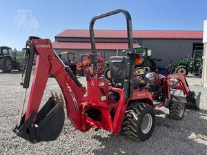 Tractor de Ruedas Massey Ferguson GC1725M de 25 CV Disponible Ahora con Precios y Rendimiento Confiable - Product Image 6