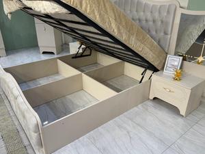Modern Farmhouse Villa Style Bedroom Set King Size Tufted Bed <b>with</b> Chest and <b>Mirror</b> <b>Wardrobe</b> MDF Furniture Home Decor - Product Image 4