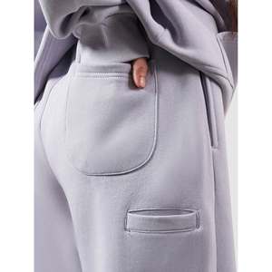 Sudadera Lila, Tejido Transpirable, Cómoda y Elegante - Product Image 5