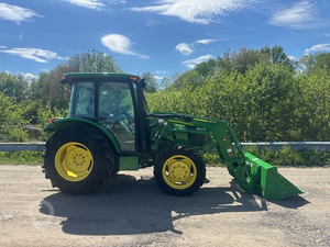 Tracteur agricole John Deere d'occasion de qualité à vendre / John Deere 5065E à vendre - Product Image 2