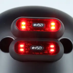 Casque de velo Nouveau lumiere Recarregável USB derramar velo motos acessórios casque casque lumiere Luz capacete