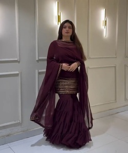 Robe de soirée moderne en coton georgette d'inspiration Bollywood avec des détails en sequins Sharara - Product Image 1