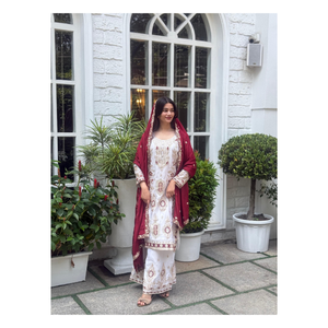 Ensemble haut et plazzo en tissu de soie spécial Eid avec Dupatta orné d'une broderie élégante et d'une séquence lourde pour un look festif - Product Image 1