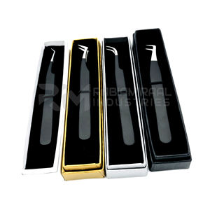 Pinzas para Pestañas RMI de Acero Inoxidable con Punta de Fibra de 90 Grados, Punta Plateada con Recubrimiento de Polvo Negro - Product Image 1