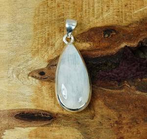 Pendentif en pierre de lune arc-en-ciel en forme de poire, argent sterling 925, bijoux faits à la main, cadeau de naissance pour femme, collier élégant, pierre de naissance de juin - Product Image 1