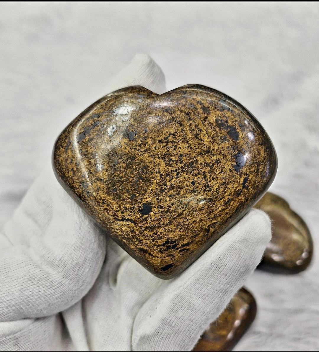 สีน้ำตาล