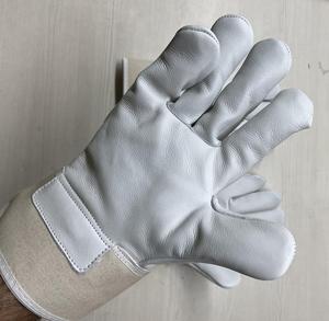 ถุงมือนิรภัยแบบหนาหนังวัวพร้อมสนับมือและสนับมือ - Product Image 2