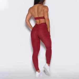 Vente en gros Soutien-gorge de sport de gymnastique de haute qualité à motif solide évacuant la transpiration et leggings taille haute Scrunch Butt Set de fitness - Product Image 3