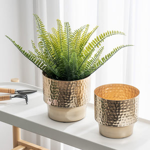 กระถางต้นไม้ทำจากโลหะสีทองทุบสำหรับห้องนั่งเล่นของตกแต่งสวนในโรงแรม - Product Image 5