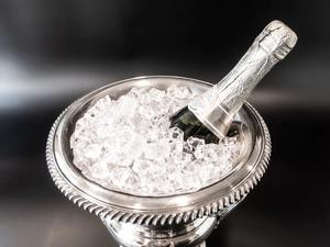 Aluminum Silver Finishing Wine Ice <b>Bucket</b> <b>With</b> Decorated Handle & <b>Stand</b> Base for Indoor & Outdoor <b>Champagne</b> Metal Ice <b>Bucket</b> - Product Image 3