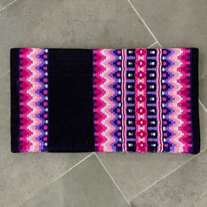 Manta de Silla de Montar de Lana de Alta Densidad Premium con Base de Fieltro y Tejido Transpirable para Mayor Comodidad y Rendimiento del Caballo - Product Image 5