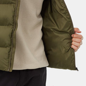 Gilet matelassé d'hiver léger et chaud personnalisé OEM pour hommes Style décontracté avec fermeture éclair et respirant grande taille gilet décontracté - Product Image 6