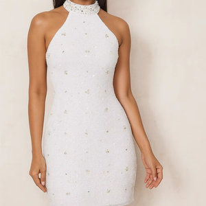 Robe de soirée sur mesure de qualité supérieure, taille 127, entièrement ornée de perles, travail manuel, taille naturelle, manches courtes, parfaite pour les fêtes et les événements de mariage - Product Image 1