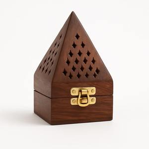 Quemador de Incienso de Madera Ecológico para Uso Diario en el Hogar, Meditación y Aromaterapia, Disponible a un Precio Accesible desde India - Product Image 3