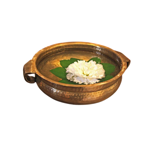 Lot de 2 Urli en laiton martelé de la plus grande qualité Forme ronde Diwali Décoration Urli pour mariage et événement - Product Image 3