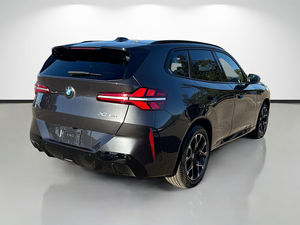 รถยนต์มือสองปี 2025 รุ่น X3 xDrive30i AWD SUV เครื่องยนต์เบนซิน 2.0 ลิตร เทอร์โบ เกียร์อัตโนมัติ รถหรูรุ่นใหม่สำหรับขาย - Product Image 4