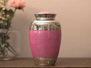 Urna artesanal para cenizas humanas | Recuerdo conmemorativo Premium | Caja de urna de latón para adultos Premium - Product Image 5