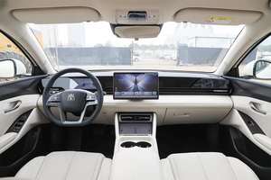 Véhicule électrique d'occasion 2025, autonomie 225 km, couple 380 N/m, boîte de vitesses à simple vitesse et propulsion arrière - Product Image 3