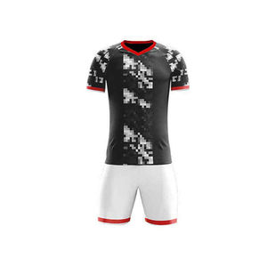 Nouvel uniforme de football de qualité supérieure pour hommes et équipes, manches courtes, qualité durable, 100% polyester - Product Image 2