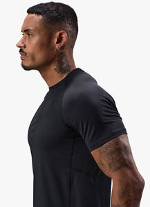 Camisetas Deportivas de Alta Calidad para Hombre, Ajuste Delgado y Transpirable, Absorben la Humedad, Ropa Deportiva Personalizable con Cuello Redondo - Product Image 5