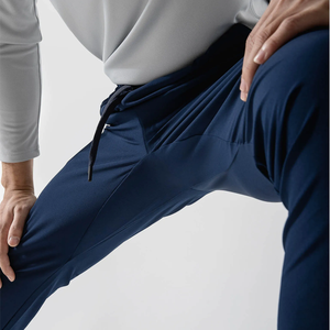 กางเกงผ้าแคนวาสขาวกลางเอวแบบลำลองของผู้ชาย OEM กางเกงทรงดินสอผ้ายืดน้ำหนักเบาสไตล์สปอร์ตพร้อมเชือกรูด - Product Image 5