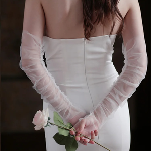 Velo de Malla Transparente Bridella OG25 con Peineta de Encaje de Perlas, Tul Suave para Bodas, Bailes de Graduación, Fiestas, Estilo Largo - Product Image 3