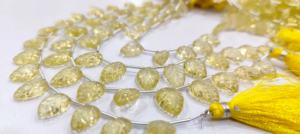 Cuentas de Piedras Preciosas Naturales Talladas a Mano en Forma de Hoja, de Alta Calidad, de 8x12mm a 10x15mm, Tipo Briolette, Vendidas por Hilo de 8 Pulgadas de Largo - Product Image 2