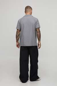 ชุดเสื้อเชิ้ตแขนสั้นแบบลำลองเข้ารูปสำหรับผู้ชายชุดผ้าถักแบบระบายอากาศได้มีตัวอักษรด้านหน้าติดโลโก้ตามสั่งฤดูร้อน - Product Image 3