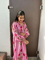 Surtout adorable à la recherche de vêtements de mode confortables robes décontractées femmes fille imprimer robes élégantes d'été à ensemble d'articles en gros