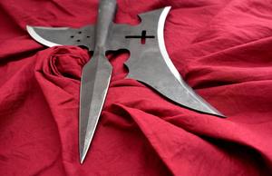 Hacha Medieval del Siglo XVIII Forjada a Mano con una Hoja en un Lado y un Punta Curva en el Otro - Product Image 2