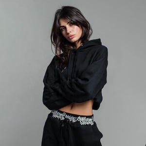 Sudadera con capucha corta de alta calidad y a la moda para mujer, ropa informal de calle, sudadera con capucha de manga larga, cómoda y holgada. - Product Image 5