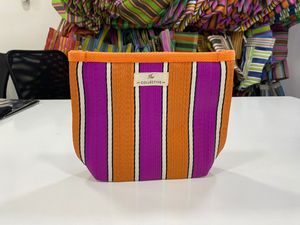 Bolsa de Viaje Ecológica de Gran Capacidad para Mujer, Hecha de Nailon Reciclado, Tejida, Impermeable, Ligera, Duradera, con Cierre Geométrico - Product Image 2