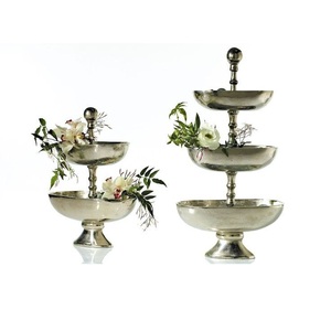 ชั้นวางดอกไม้ตกแต่งบ้านและสวนพร้อมแจกันโลหะ3ชั้นสไตล์ไม่ซ้ำใครแจกันบนโต๊ะรับประทานอาหารค่ำประดับดอกไม้สด - Product Image 1