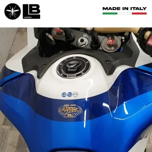 Adesivo Personalizzato Bianco per Tappo Serbatoio Moto Honda (5 Fori Impermeabile) - Product Image 3
