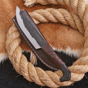 Cuchillo de Caza Damasco Personalizado de Alta Calidad con Funda de Cuero para Uso en Exteriores, Estilo Cabeza de Cuervo Nórdico, Cuchillo Grande - Product Image 4