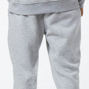 Pantalons de jogging légers pour hommes avec tissu extensible, parfaits pour la salle de sport, la course à pied et les activités de plein air. - Product Image 4