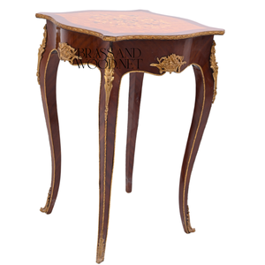 Juego de Mesa de Centro de Madera Curvada Clásica de Lujo con Detalles en Latón - Product Image 5