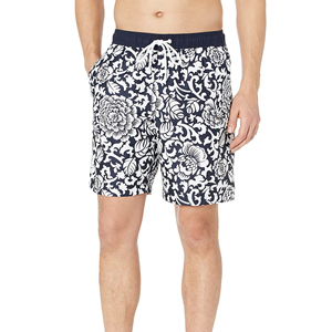 Short de plage personnalisé à séchage rapide sublimé pour l'été Short de bain de plage pour homme à prix raisonnable - Product Image 1