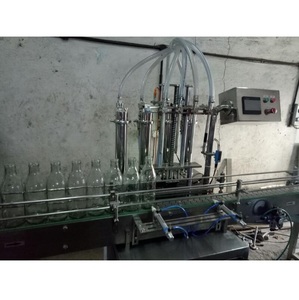 Machine de remplissage liquide entièrement automatique de qualité supérieure à entraînement servo avec écran tactile, utilisée pour les produits chimiques et cosmétiques, à vendre - Product Image 1