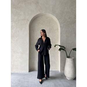 Pantalones de Lino Negro para Mujer Topshow, Producto al por Mayor - Product Image 3