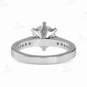 Anillo de oro blanco de 14K tachonado con diamantes cultivados en laboratorio de 1,80 CT y diamantes cultivados en laboratorio de 0,25 CTS - Product Image 4