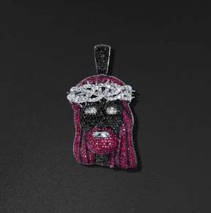 Colgante Grande Clásico de Jesús en Negro y Rubí, Personalizable, Chapado en Oro sobre Plata, con Moissanita Redonda Auténtica, Estilo Hip-hop - Product Image 3