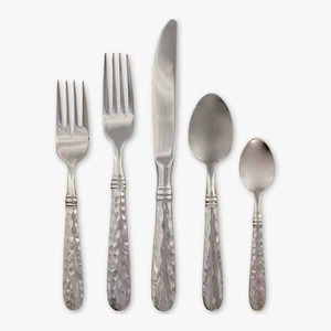 ชุดเครื่องใช้บนโต๊ะอาหารทำจากเหล็กสีเงินชุดเครื่องใช้บนโต๊ะอาหารทำจากโลหะแท้5ชิ้นเหมาะสำหรับวางบนโต๊ะในบ้านคาเฟ่ - Product Image 1