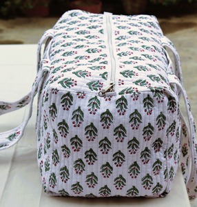 Large Quilted Cotton Duffle <b>Bag</b> Zipper Boho Vintage Block Print Trending <b>Weekender</b> <b>Travel</b> Shoulder Overnight <b>Bag</b> Designer <b>Bag</b> - Product Image 4