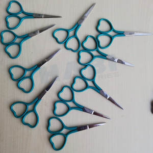 Fournisseurs de ciseaux à broder de haute qualité, ciseaux à tissu sur mesure, ciseaux à broder de haute qualité, petit ciseau à broder, grossiste - Product Image 4